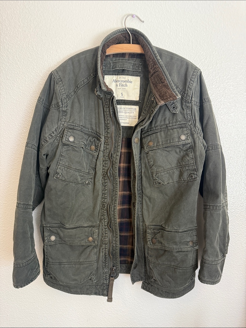 Almost Vintage (2008) Abercrombie & Fitch Men's Military Field Jacket in Olive